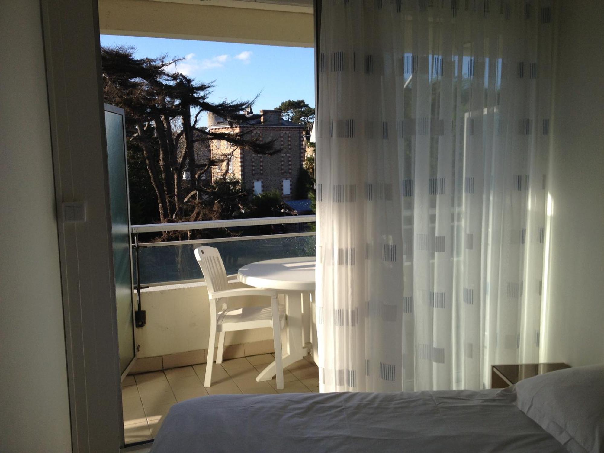 Residence Le Crystal Dinard Plage エクステリア 写真