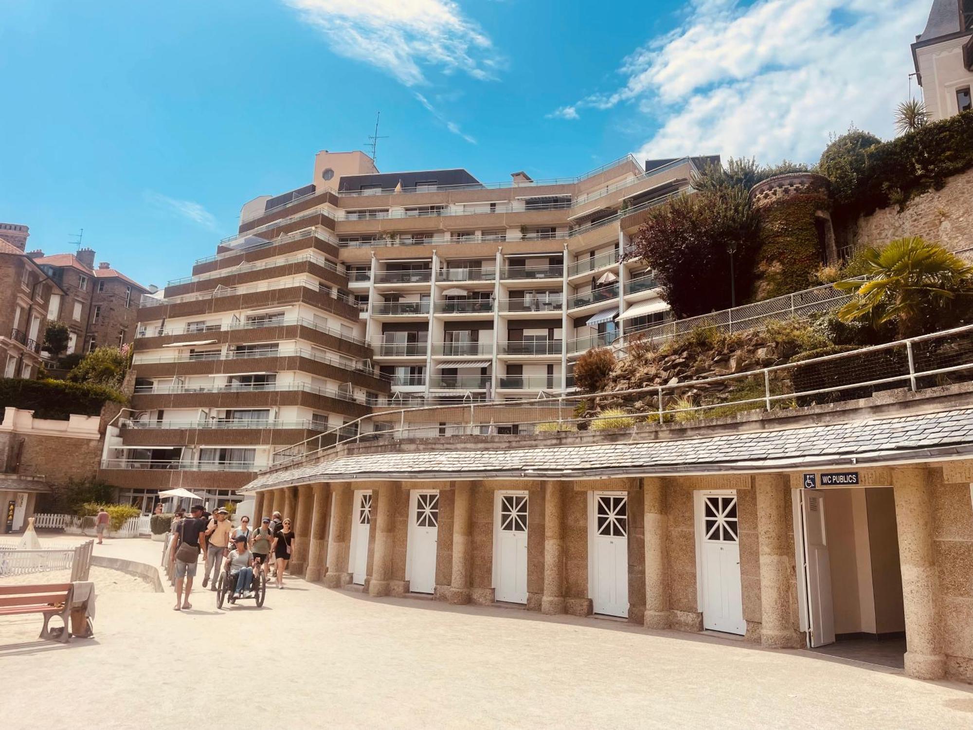 Residence Le Crystal Dinard Plage エクステリア 写真